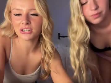 girl
        miaharperxox cam image #4261405