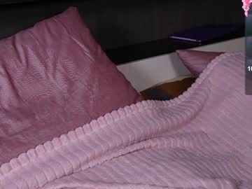 girl
        victoriabeverly cam image #3550238