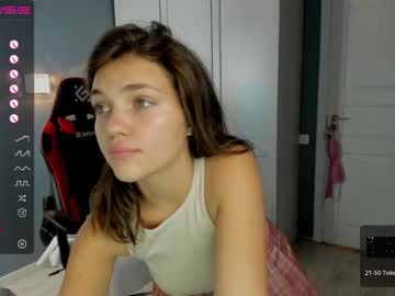 girl
        michelle_mir cam image #563344