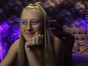 girl
        angeellina cam image #588342