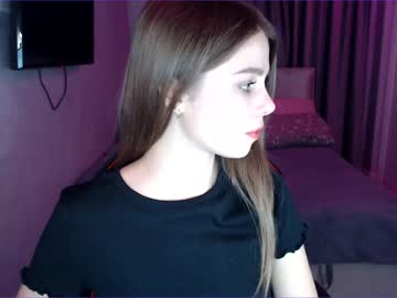 girl
        tripleprinces cam image #367927