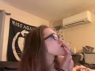 couple
        barelylegalbabygurl cam image #1170636
