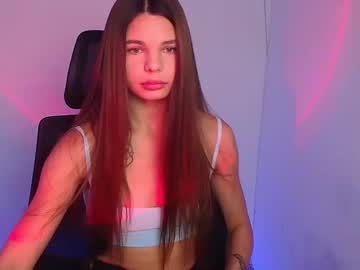 girl
        stasy_milk cam image #3578414