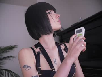 girl
        auddicted cam image #1331041