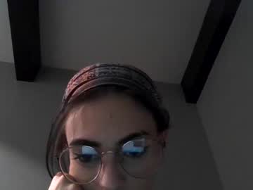 girl
        dirty_jersey_babe cam image #1646184