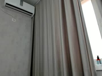 girl
        bboobscarol_ cam image #1394569