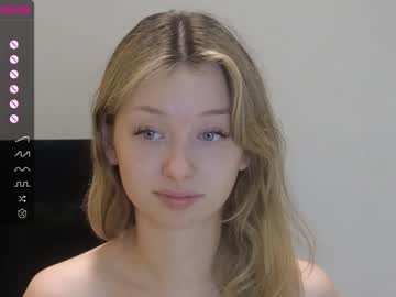 girl
        evafrancis cam image #1223290