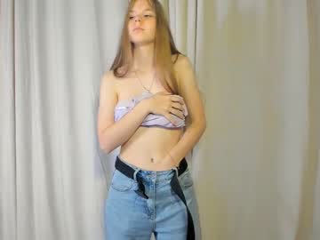 girl
        janicereeves cam image #1578336