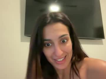 girl
        camiliakxoxo cam image #3930297
