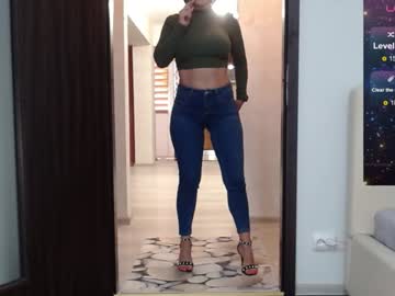 girl
        carmela_fox cam image #3066029