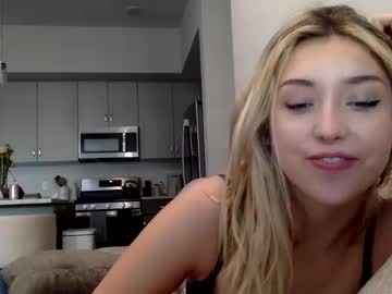 girl
        madiexcuslive cam image #4352054