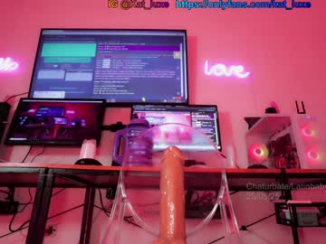 girl
        latinbaby_666 cam image #4570837