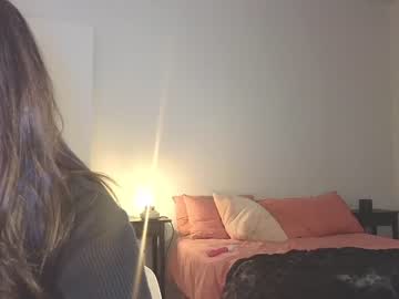 girl
        rosykindred cam image #722720