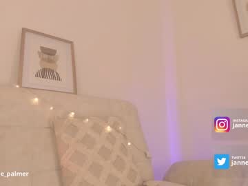 girl
        janne_palmer_ cam image #1811900