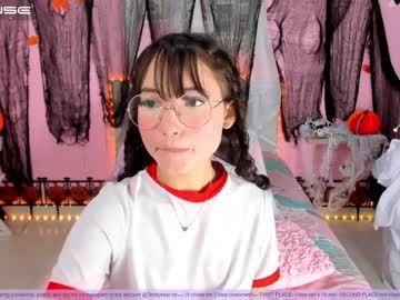 girl
        little_effy18 cam image #49676