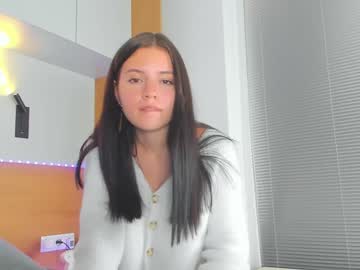 girl
        sweetie_karoline cam image #30099