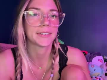 girl
        oliviahansleyy cam image #4381763