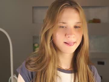 girl
        bananini_anallove cam image #4600935