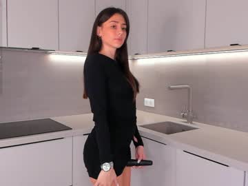 girl
        isabellajasmine cam image #1860040