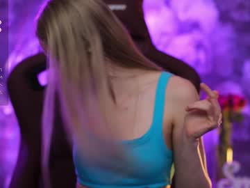 girl
        angeellina cam image #2020260