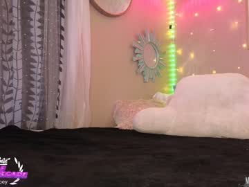 girl
        milf_lacey cam image #1128235