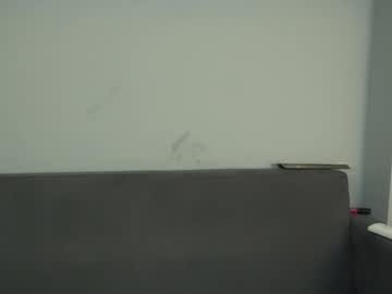 girl
        ashley_ospino cam image #3357367