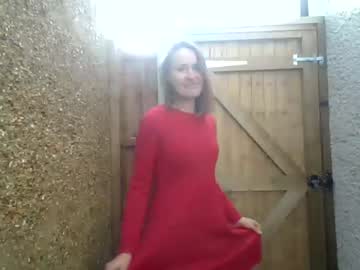 girl
        eatmypie69 cam image #1874315