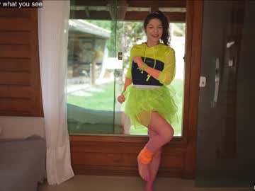 girl
        loollypop24 cam image #2152887