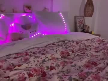 girl
        keirasworld cam image #4592490