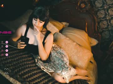 girl
        ingennui cam image #1014751