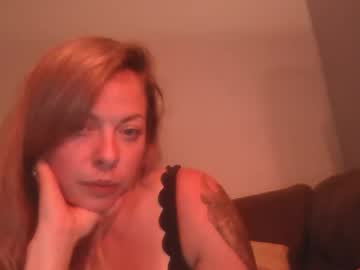 girl
        islandlove333 cam image #3195481