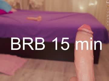 girl
        chery_lady22 cam image #982285