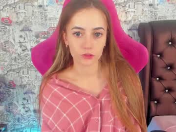 girl
        angelina_new cam image #838610