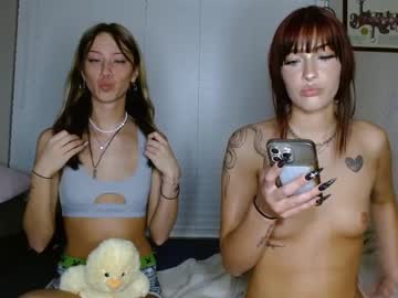 girl
        raycarterr cam image #4275690