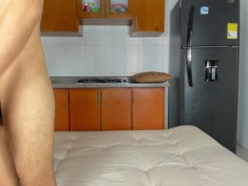 couple
        forbiddenn_love cam image #2991847