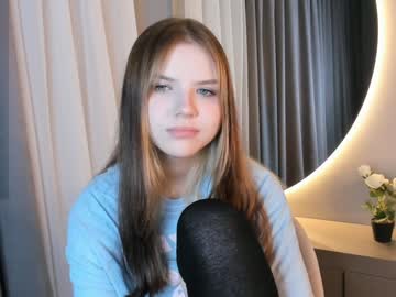 girl
        merciabawden cam image #3207035