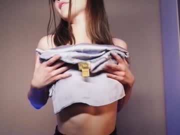 girl
        miss_sweetdream cam image #152265