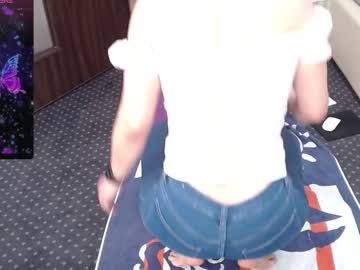 girl
        carmela_fox cam image #2615162