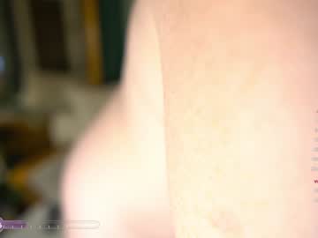 girl
        _the_sun_ cam image #3255224
