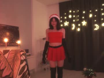 girl
        okily_dokily cam image #3843544