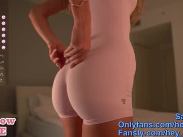 girl
        heyhorny_cb cam image #2943970