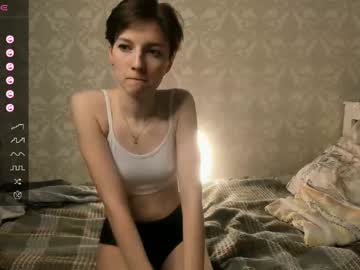 girl
        esmabluitt cam image #4207243