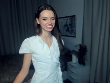 girl
        daisyfoulks cam image #3101642