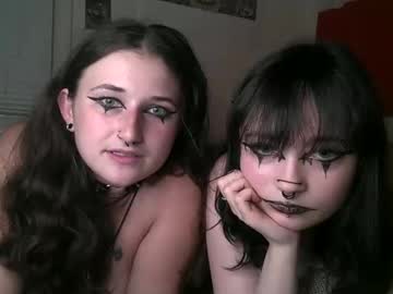 girl
        kiss4p cam image #2997567