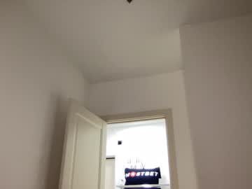 girl
        angel_from_sky cam image #3565283