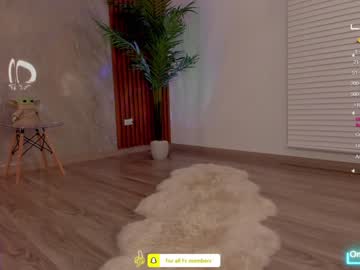 girl
        gigi_ulala cam image #1441492
