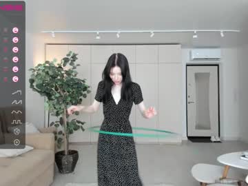 girl
        oki_dokie cam image #1203064