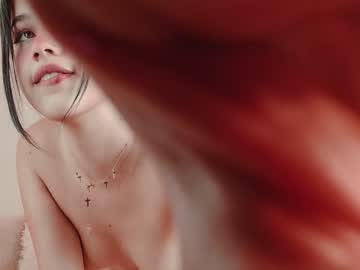 girl
        natt__ cam image #1638098