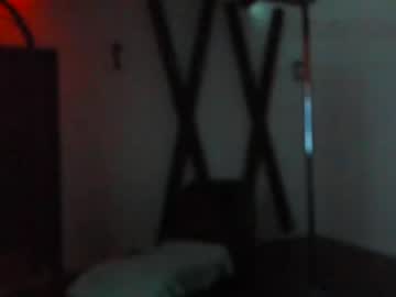 couple
        davids_angelsxxx cam image #209035