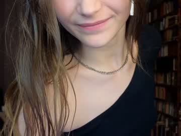 girl
        lana_say cam image #1842105